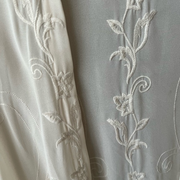 LUSH Women’s Fringe Embroidered Kimono Coverup Size Medium Bohemium Tulum Yacht - Picture 5 of 8